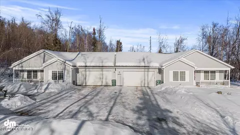 6401 S Wassim Cir, Wasilla, AK 99654