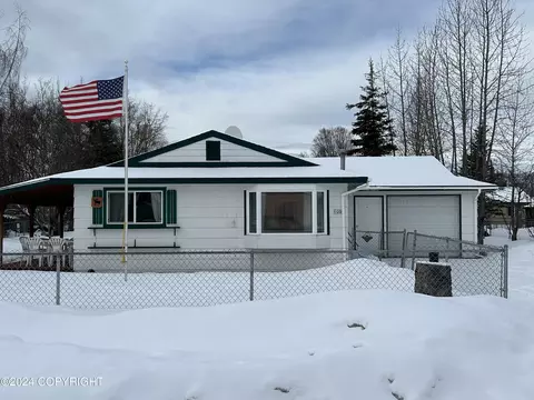 109 Parkwood Cir, Soldotna, AK 99669
