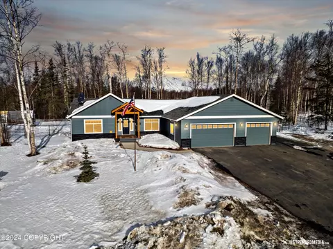 7581 E Flint Dr, Wasilla, AK 99654