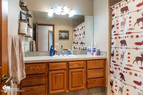 22423 Eagle River Rd, Eagle River, AK 99577 photo 30