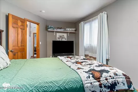 22423 Eagle River Rd, Eagle River, AK 99577 photo 27