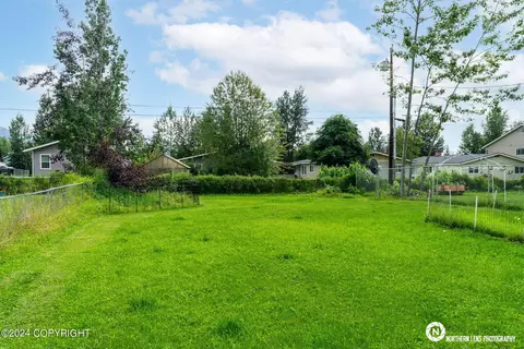 8110 E 5th Ave, Anchorage, AK 99504 photo 36