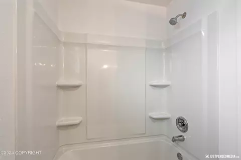 8110 E 5th Ave, Anchorage, AK 99504 photo 10