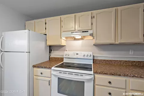8110 E 5th Ave, Anchorage, AK 99504 photo 25