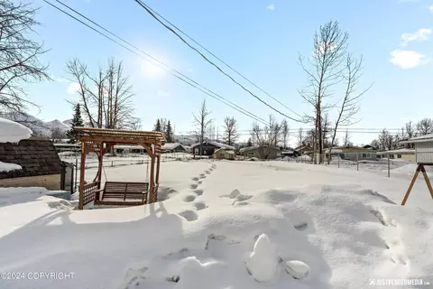 8110 E 5th Ave, Anchorage, AK 99504 photo 31