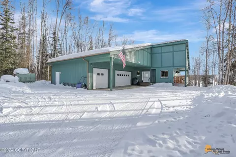 12627 N Michigan St, Willow, AK 99688
