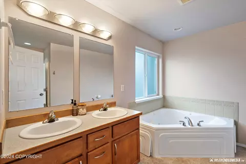 Bath - 11859 Galloway Loop # 70, Eagle River, AK 99577 photo 4 of 6