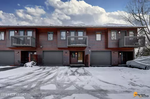 Exterior - 1440 E St # 2, Anchorage, AK 99501 photo 2 of 2