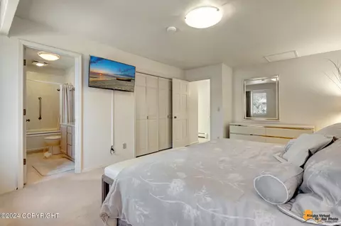 Bedroom - 1440 E St # 2, Anchorage, AK 99501 photo 3 of 5