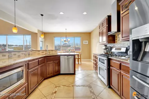 5854 Cobbler Dr, Anchorage, AK 99502 photo 17