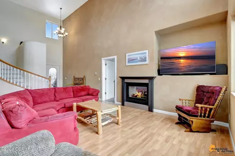 5854 Cobbler Dr, Anchorage, AK 99502 photo 10