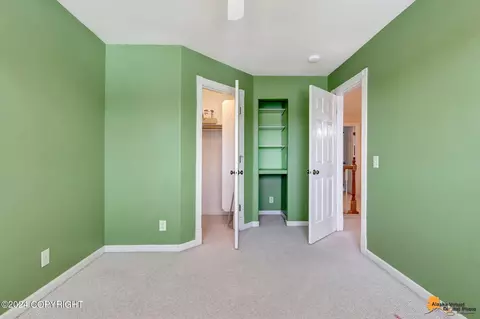 5854 Cobbler Dr, Anchorage, AK 99502 photo 38