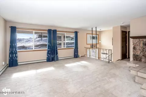 Living - 7927 E 20th Ave, Anchorage, AK 99504 photo 2 of 3