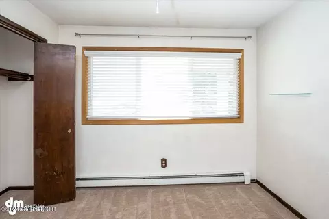 Bedroom - 7927 E 20th Ave, Anchorage, AK 99504 photo 2 of 7