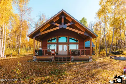 56216 S View Point Dr, Willow, AK 99688