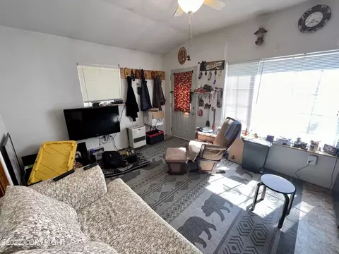 Living - 19911 E Sparrow Hawk Cir, Willow, AK 99688 photo 3 of 3