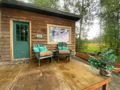 4400 E Birch Dr, Wasilla, AK 99654