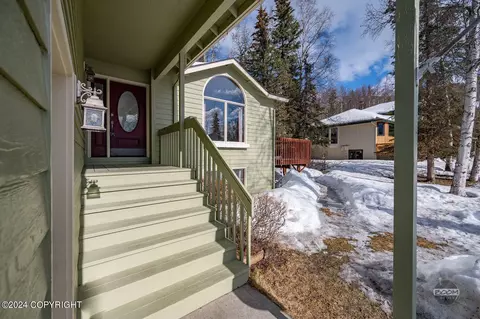 11012 Kaskanak Dr, Eagle River, AK 99577 photo 6