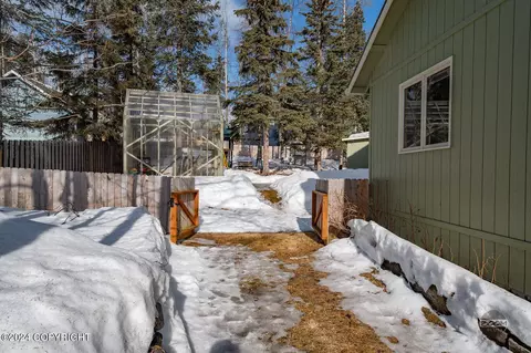11012 Kaskanak Dr, Eagle River, AK 99577 photo 51