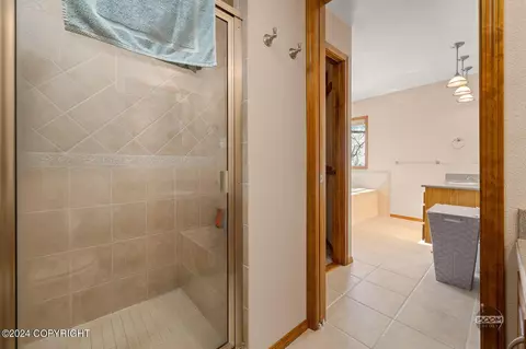 11012 Kaskanak Dr, Eagle River, AK 99577 photo 37