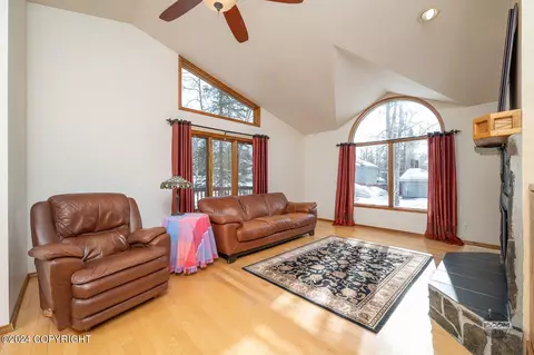 11012 Kaskanak Dr, Eagle River, AK 99577 photo 9