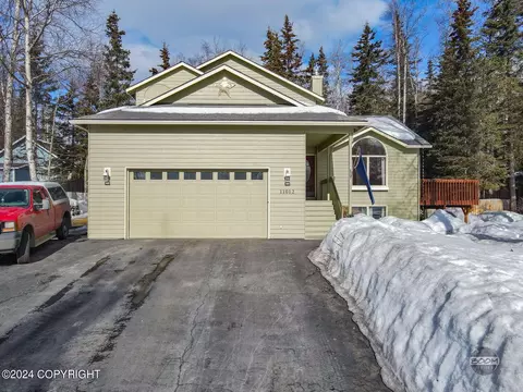 11012 Kaskanak Dr, Eagle River, AK 99577
