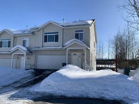 5600 Tudor Square Ct # 17, Anchorage, AK 99504
