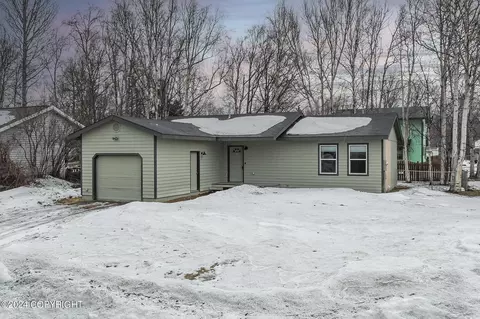 221 N Lloyd St, Palmer, AK 99645