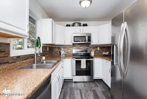 Kitchen - 2011 Steeple Dr, Anchorage, AK 99516 photo 2 of 2
