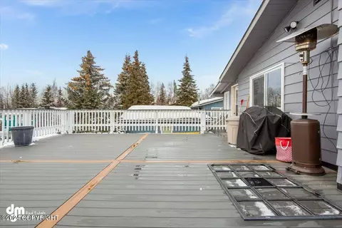 Exterior - 2011 Steeple Dr, Anchorage, AK 99516 photo 5 of 9
