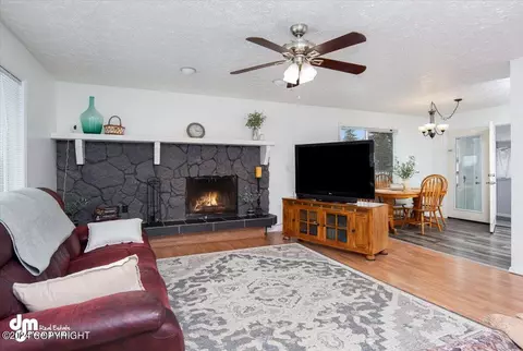 Living - 2011 Steeple Dr, Anchorage, AK 99516 photo 3 of 3
