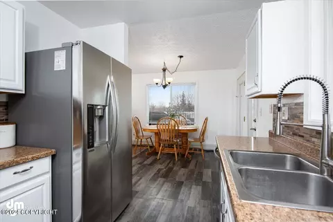 Kitchen - 2011 Steeple Dr, Anchorage, AK 99516 photo 1 of 2
