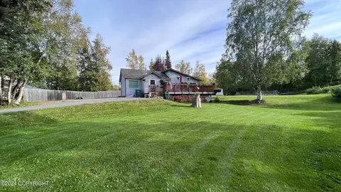 6059 Blackberry St, Anchorage, AK 99502