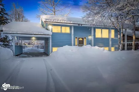 4612 Pavalof St, Anchorage, AK 99507