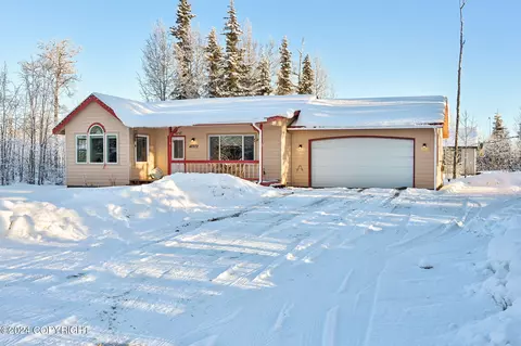 48972 Jones Rd, Soldotna, AK 99669