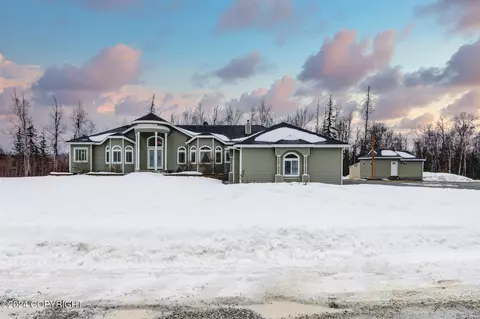 8534 W Hollywood Rd, Wasilla, AK 99623