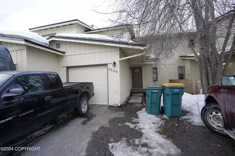 3229 Eastgate Pl, Anchorage, AK 99504