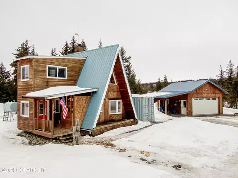 1060 Jeffery Ave, Homer, AK 99603