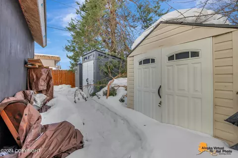 Exterior - 1102 Orca St, Anchorage, AK 99501 photo 5 of 8