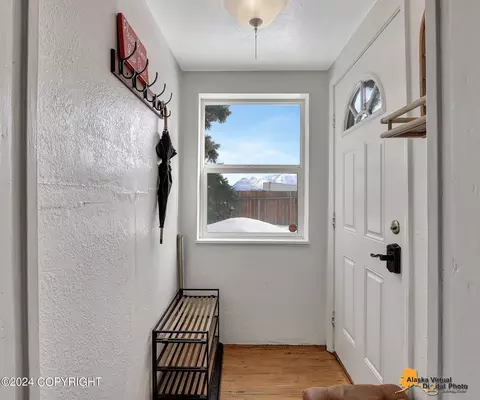 Entry Way - 1102 Orca St, Anchorage, AK 99501 photo 2 of 4