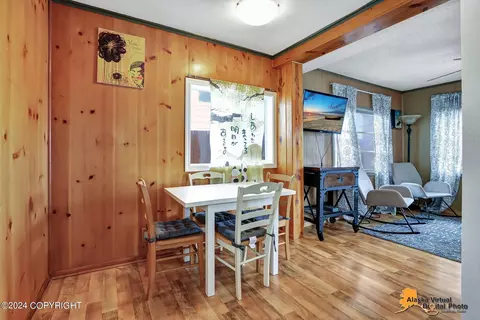Dining - 1102 Orca St, Anchorage, AK 99501 photo 3 of 4