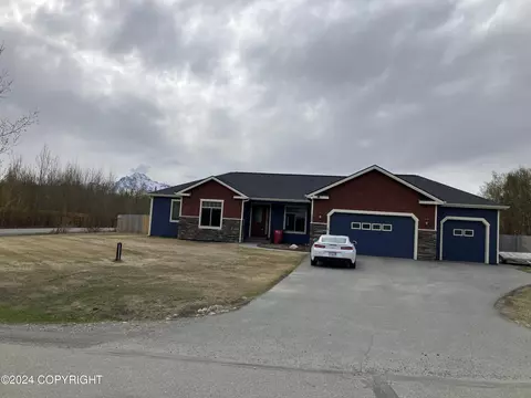 10680 E Ali Cir, Palmer, AK 99645