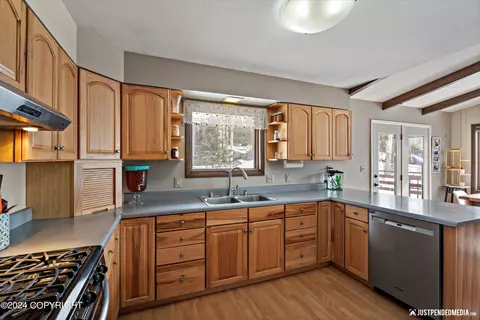 Kitchen - 10703 Chatanika Loop, Eagle River, AK 99577 photo 4 of 5