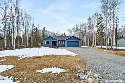 8427 W Aurora Heights Loop, Wasilla, AK 99623