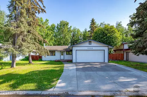 16046 Mammoth Ct, Eagle River, AK 99577 photo 3