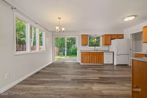 16046 Mammoth Ct, Eagle River, AK 99577 photo 12