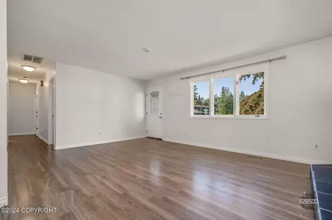 16046 Mammoth Ct, Eagle River, AK 99577 photo 6