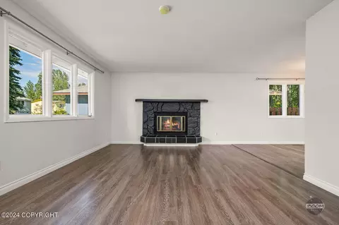 16046 Mammoth Ct, Eagle River, AK 99577 photo 5