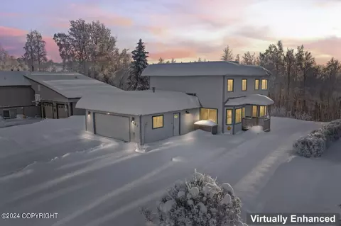 9541 Emerald Dr, Anchorage, AK 99502