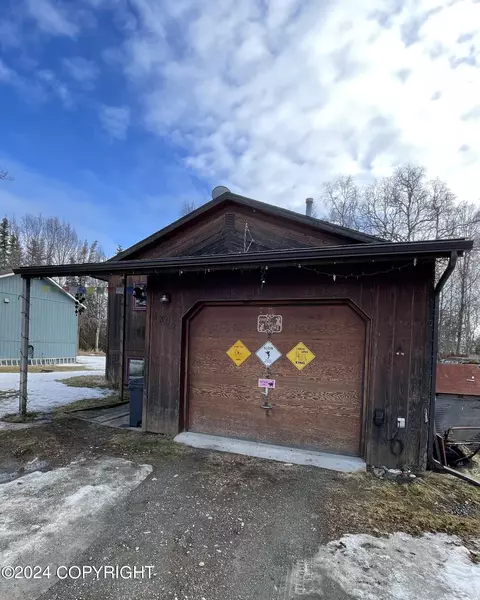 1805 Fourth Ave, Kenai, AK 99611
